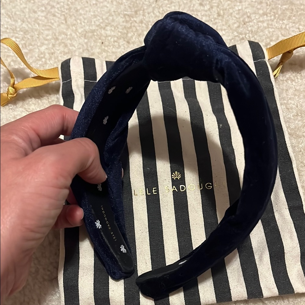 Lele Sadoughi Navy Velvet Headband